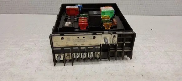 Volkswagen Caddy Fuse box set 1K0937125D 017183073 1K0937629A