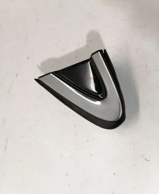 Lexus RX 450H Fender end trim 6011848030