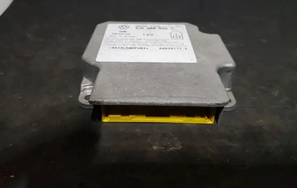 Volkswagen PASSAT B6 Airbag control unit/module 1C0909605C