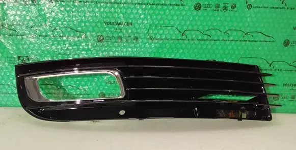 Audi A8 S8 D3 4E Front grill 4E0807682AN 4E0807682AM