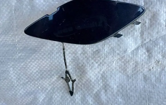 Opel Astra J Front tow hook cap/cover 13368665