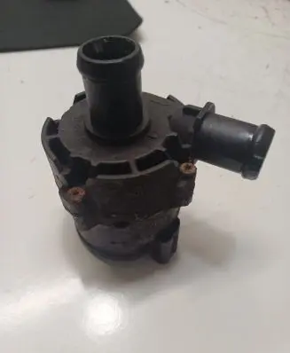 Volkswagen Golf VII Electric auxiliary coolant/water pump 5G0965567 DDY