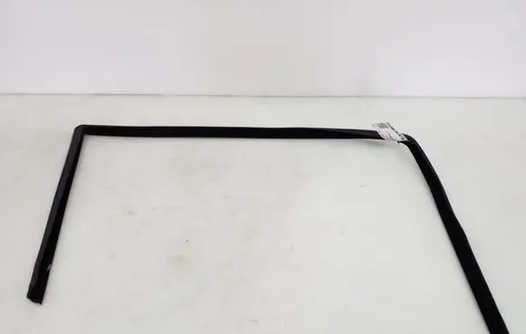 Mercedes-Benz C W203 Other front door trim element A2037250225