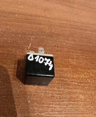 Chrysler Neon II Other relay 056006707 D1074