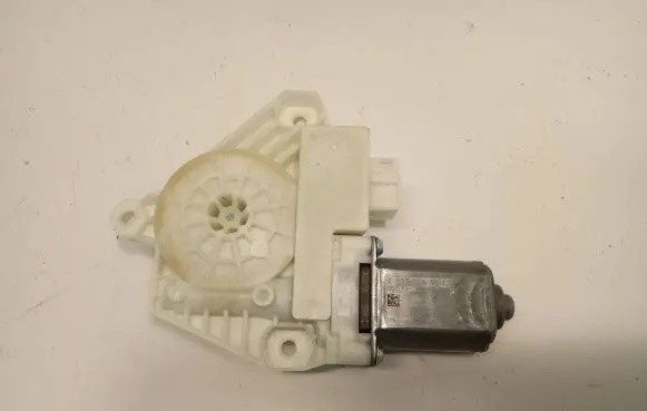 Mercedes-Benz GLC C253 Front door window regulator motor A2139069501 0007340200 C53177101