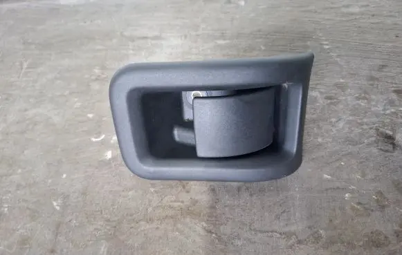 Volvo XC70 Engine bonnet (hood) release handle 30779851