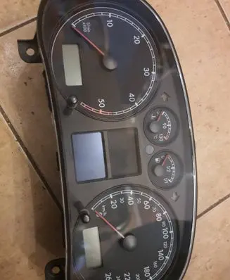 Audi A3 S3 8L Speedometer (instrument cluster) 8L0920900K 110080198008
