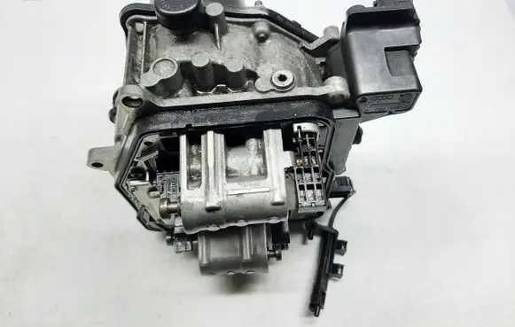 Volkswagen PASSAT B7 Gearbox control unit/module 0AM325065S