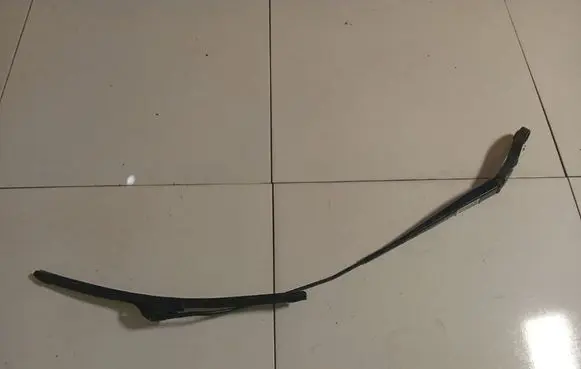 Citroen Jumpy Front wiper blade arm 140045678002