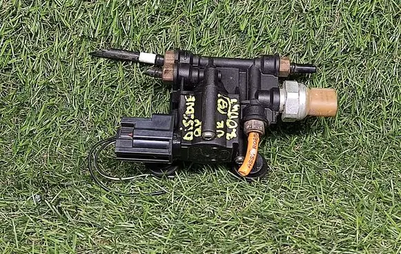 Land Rover Discovery 3 - LR3 Suspension control unit/module RVH000046