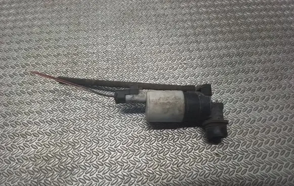 Opel Vivaro Windscreen/windshield washer pump 8200067015