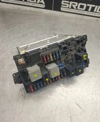 Mercedes-Benz C W204 SAM control unit 00354555901