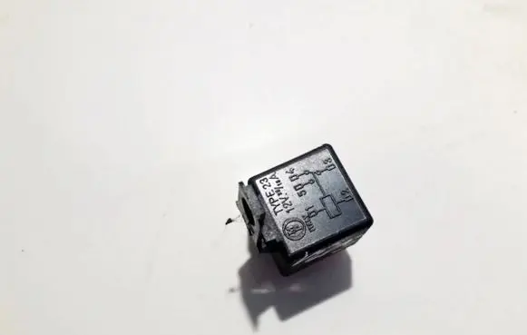 Audi A4 S4 B5 8D Other relay