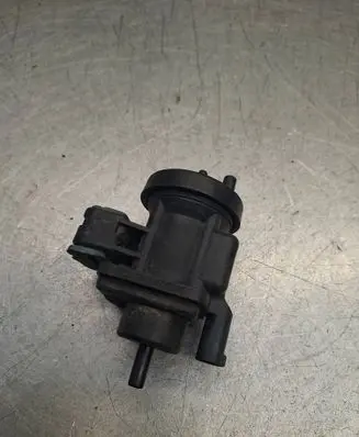 Mercedes-Benz E W211 Turbo solenoid valve 0005450527