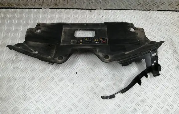 Renault Scenic IV - Grand scenic IV Engine bonnet/hood lock trim molding 