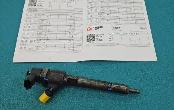 Opel Corsa E Fuel injector 0445110618 IMPRK1557279