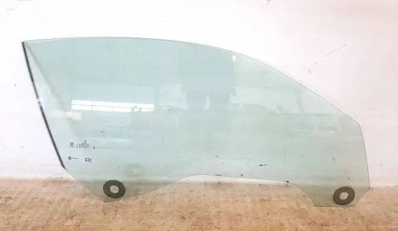 BMW 4 G22 G23 G24 G26 Front door window glass four-door 