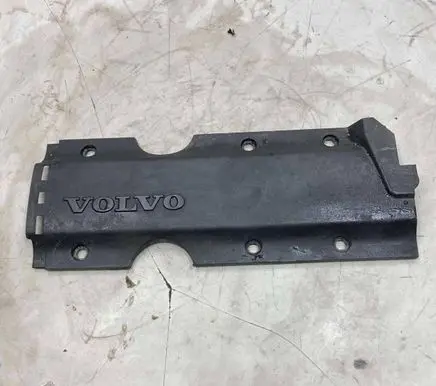 Volvo V70 Engine cover (trim) 8653144 9207935