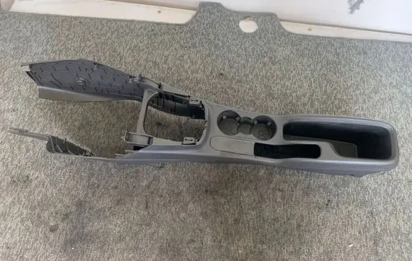 Ford Transit Courier Center console 