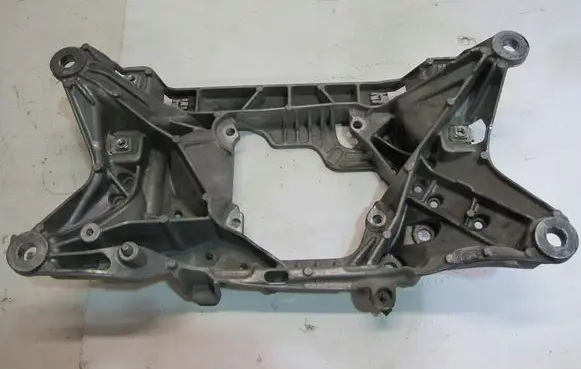 Audi A3 S3 A3 Sportback 8P Engine mounting bracket 4M4399263AB