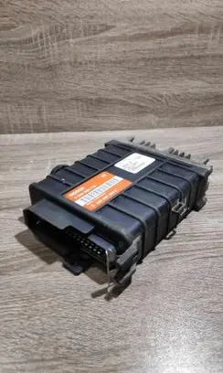 Volkswagen PASSAT B3 Engine control unit/module ECU 443907403E 0280000736