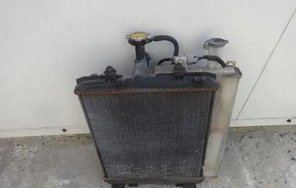 Toyota Aygo AB10 Radiator set 