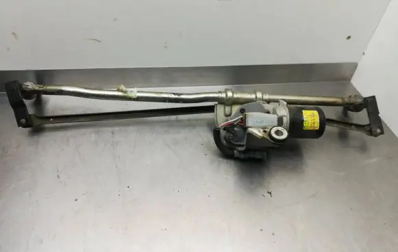 Opel Movano A Front wiper linkage and motor 53556502
