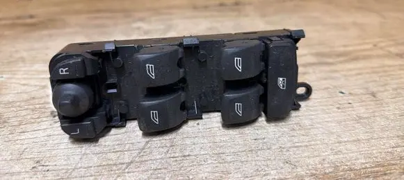 Volvo XC60 Electric window control switch 31376495