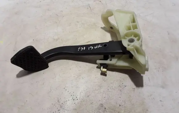 BMW 3 F30 F35 F31 Brake pedal 6860648