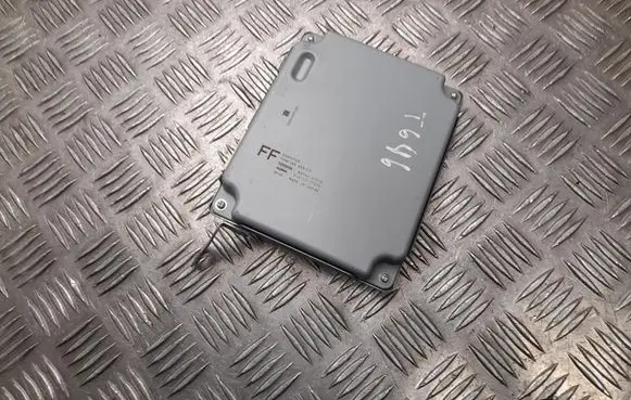 Toyota Prius+ (ZVW40) Parking PDC control unit/module 8679247310