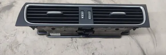 Audi A5 8T 8F Dash center air vent grill 8T2820951B