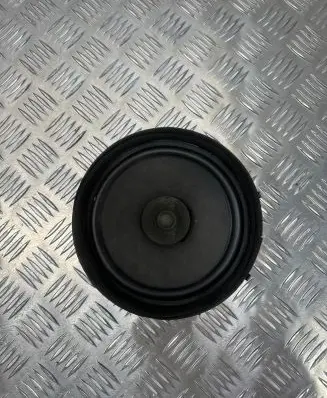 Mitsubishi L200 Front door speaker 8720A017