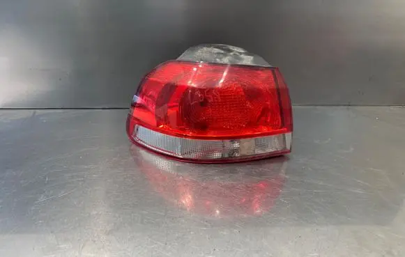 Volkswagen Golf VI Rear/tail lights 89090598 5K0945095E