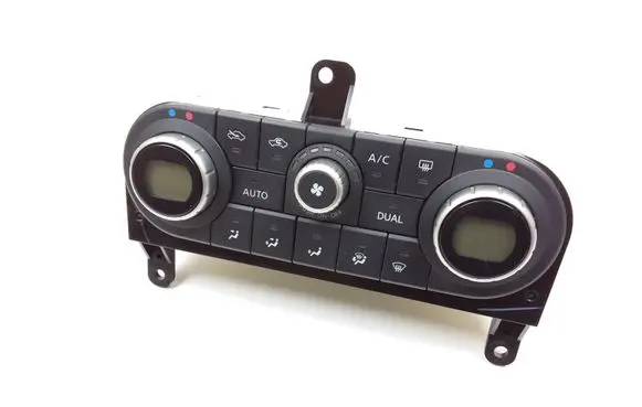 Nissan Qashqai Climate control unit 27500JD45B