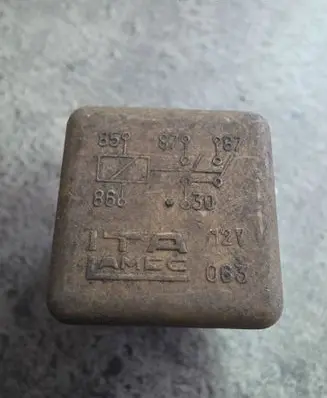 Renault Laguna II Other relay 859879987 8666830