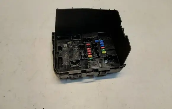 Nissan X-Trail T33 Fuse box set 284B76RA2DJLK01
