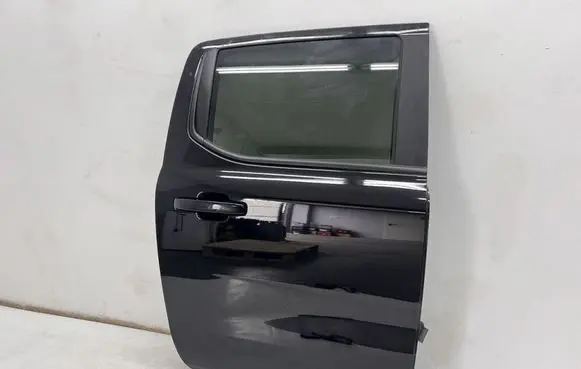 Ford Ranger IV Rear door 