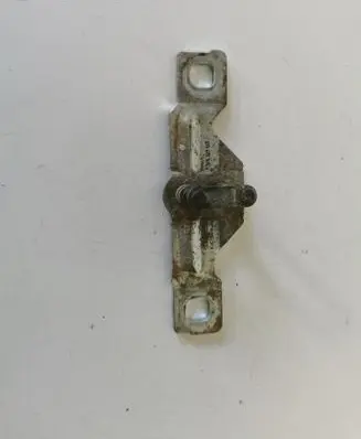 Audi A6 S6 C6 4F Loading door lock loop/hook striker 8P4827507