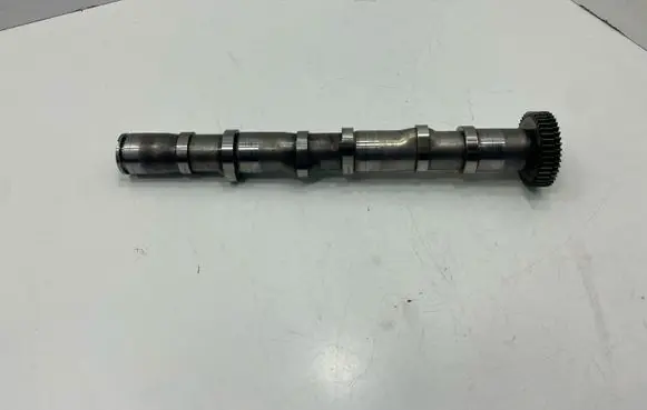 Volkswagen PASSAT B5.5 Camshaft 041014