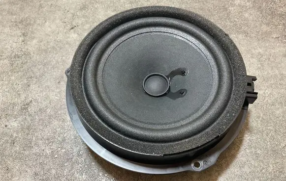 Ford Puma Front door speaker GN1518808AB 1353