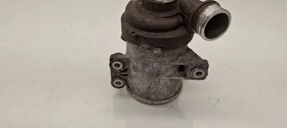 BMW X1 E84 Water pump 8625097