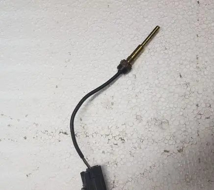 Jaguar XF Coolant temperature sensor G4D36G004AA