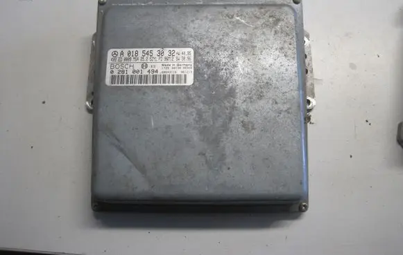 Mercedes-Benz E W210 Engine control unit/module ECU A0185453032