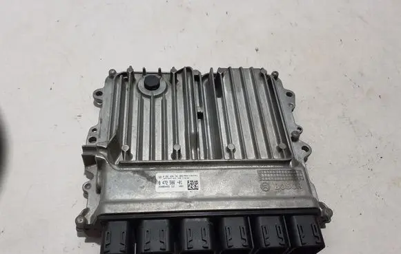 BMW 5 G30 G31 G38 Engine control unit/module 8472586