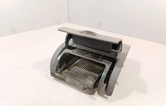 Opel Corsa C Car ashtray 09114445