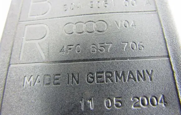 Audi A6 S6 C6 4F Front seatbelt 4F0857706