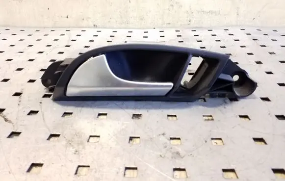Audi Q7 4L Rear door interior handle 4L0837019