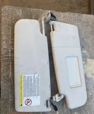 Volkswagen PASSAT B6 Sun visor 3C0857552