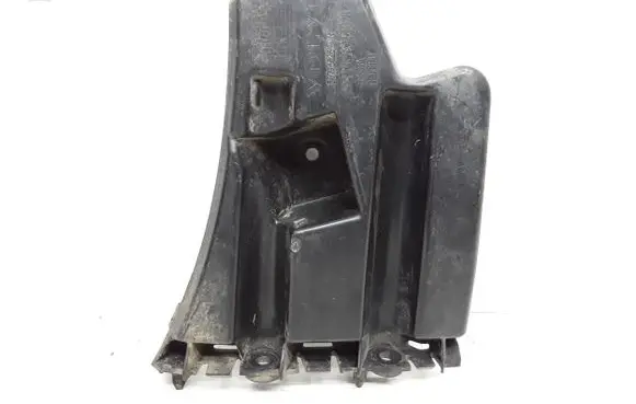 Volvo S60 Front bumper mounting bracket 30796625
