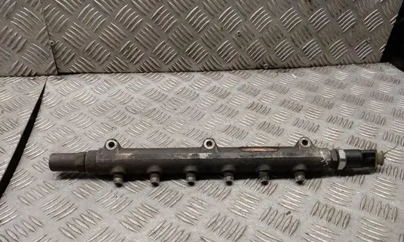 Volvo S80 Fuel main line pipe 0445215010